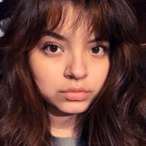 Meet your Posher, Noemi